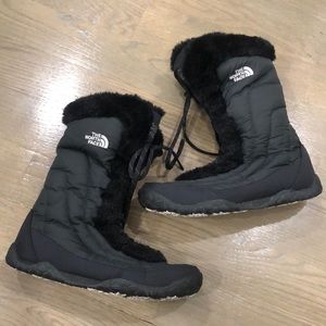 The North Face Nuptse Fur Snow Boots